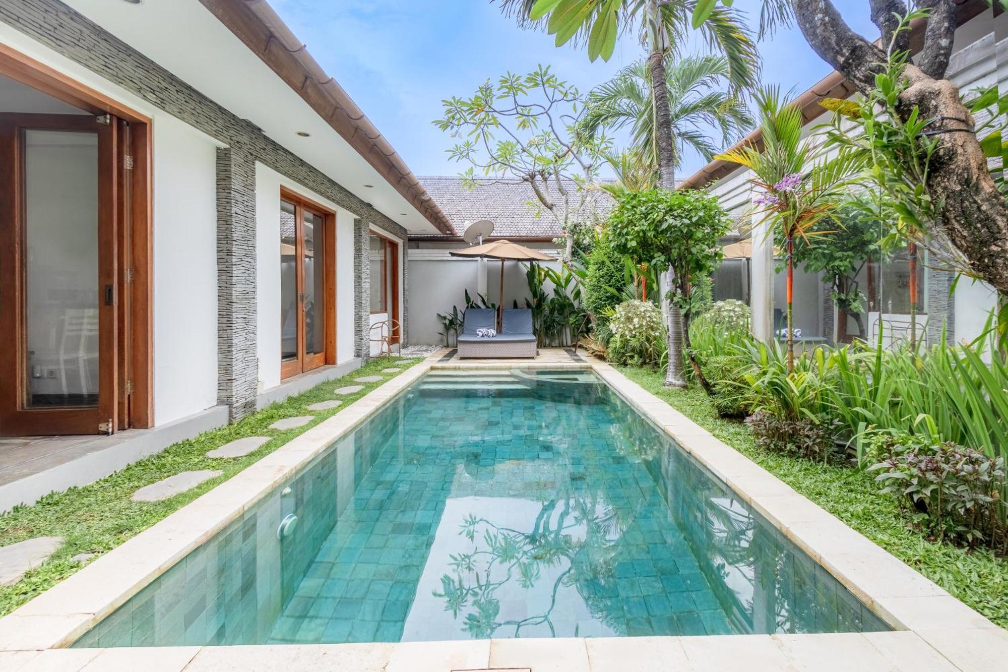 Two Lizards Beach Villas Санур Экстерьер фото