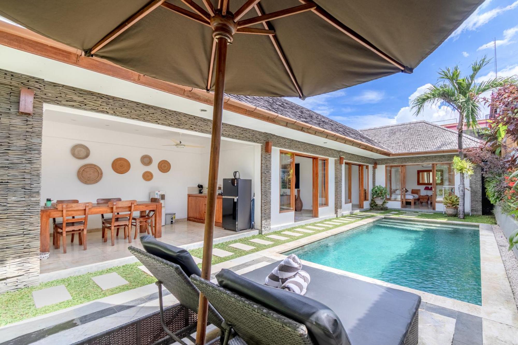 Two Lizards Beach Villas Санур Экстерьер фото